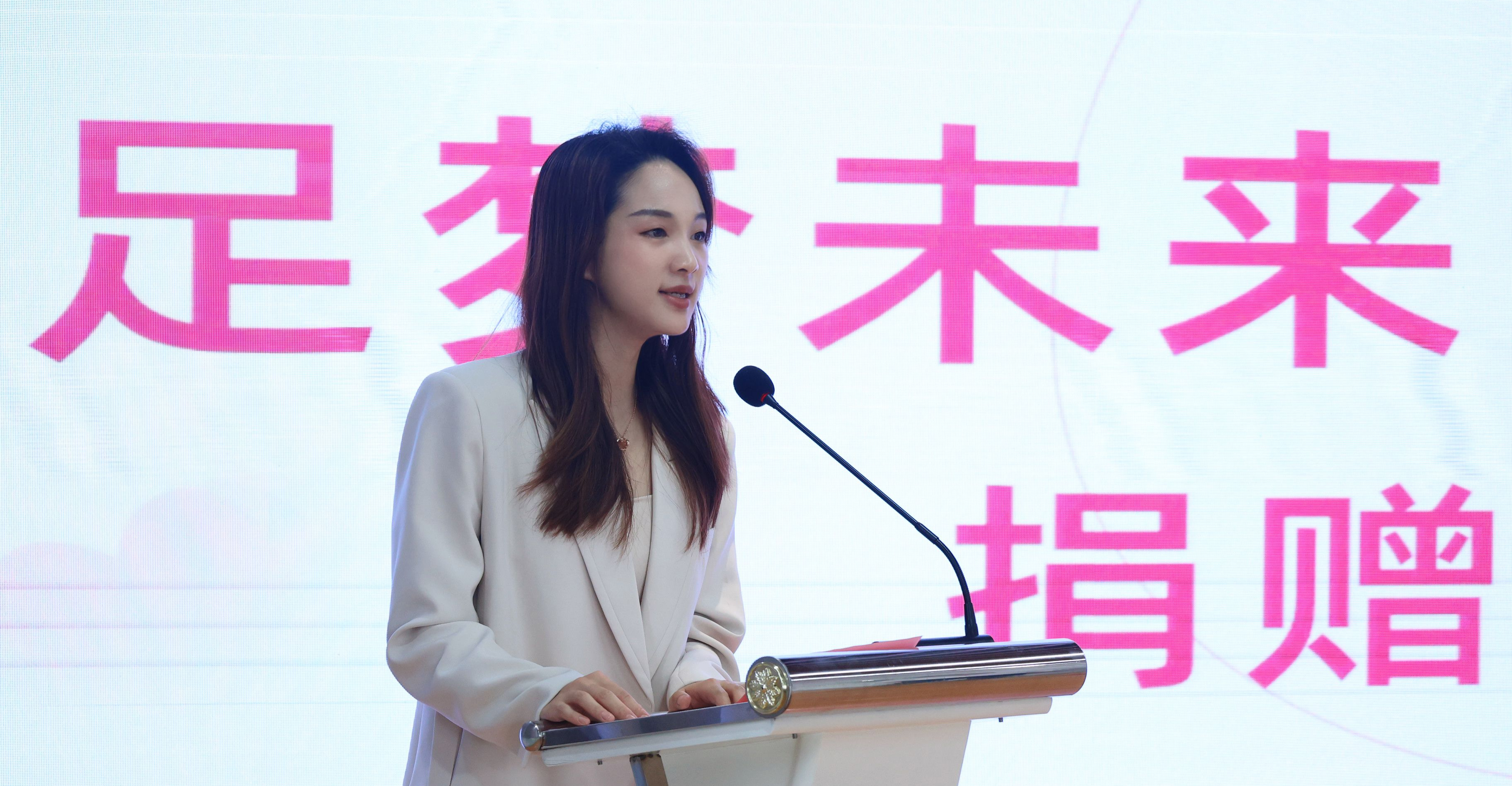 /uploads/image/2025/11/07/1762501831926240/宜川公益.jpg 宜川公益.jpg